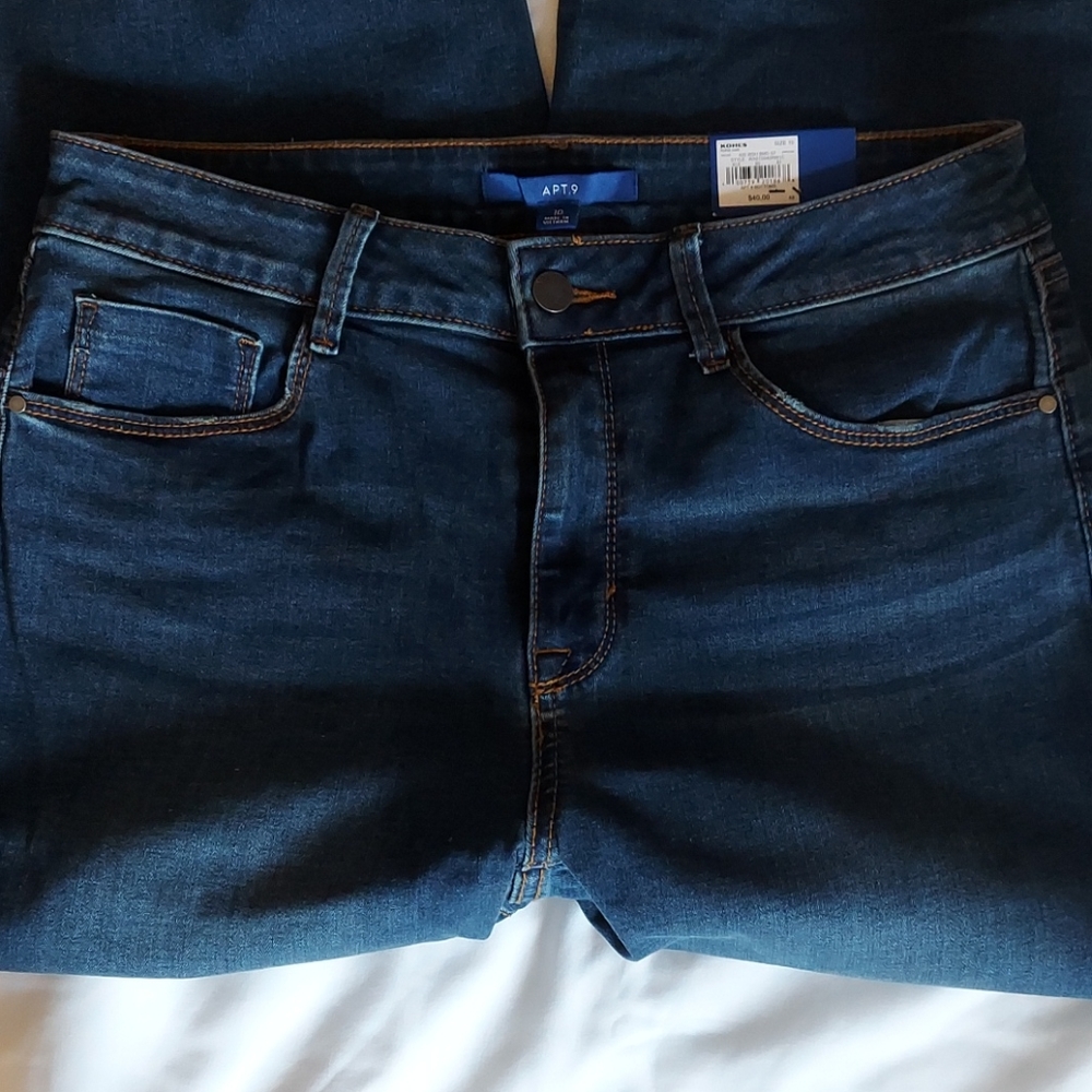 Apt. 9 Dark Blue Women's Ankle Crop Raw Hem Jeans - Picture 3 of 11